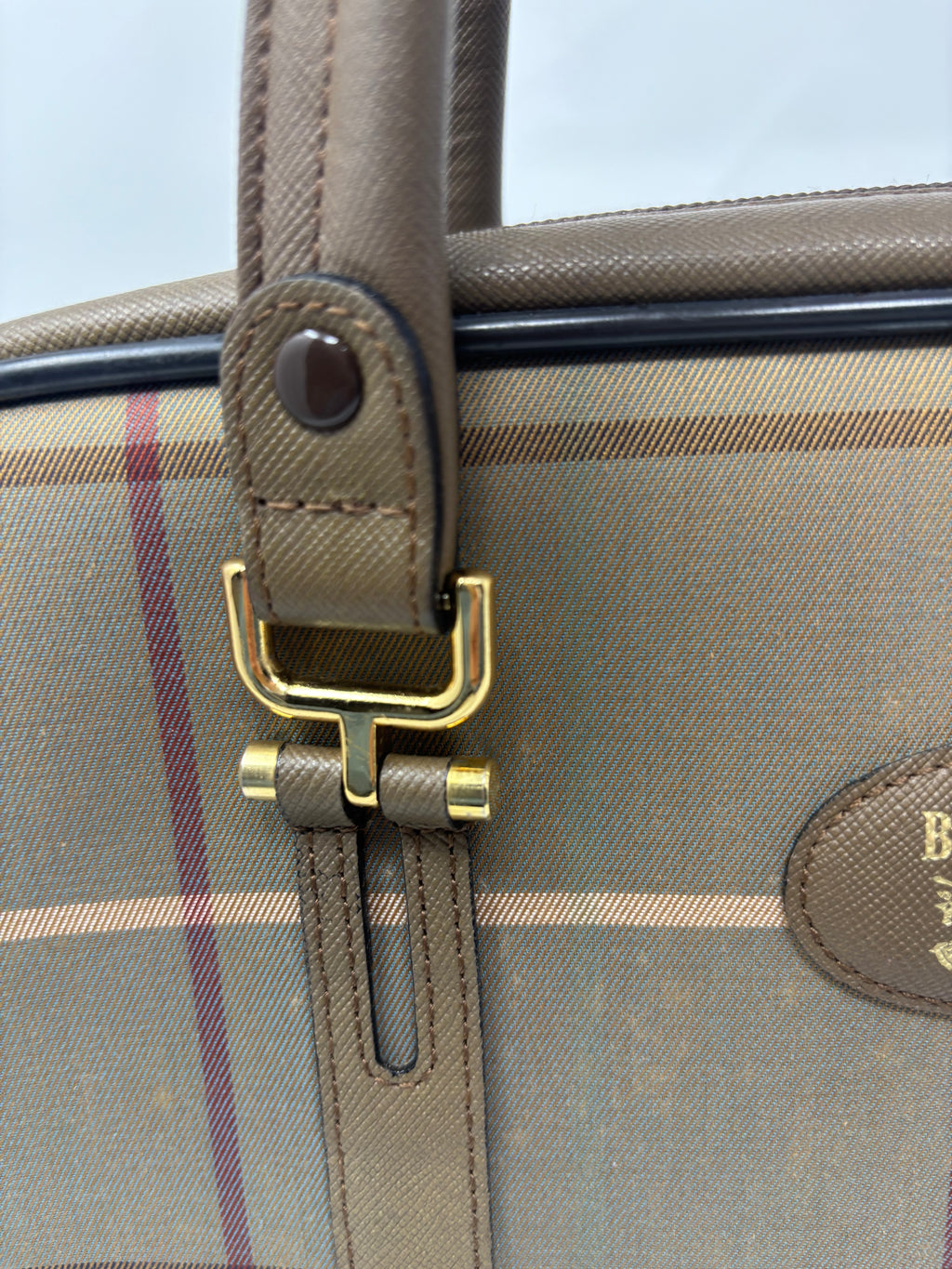 Burberrys Boston Bag