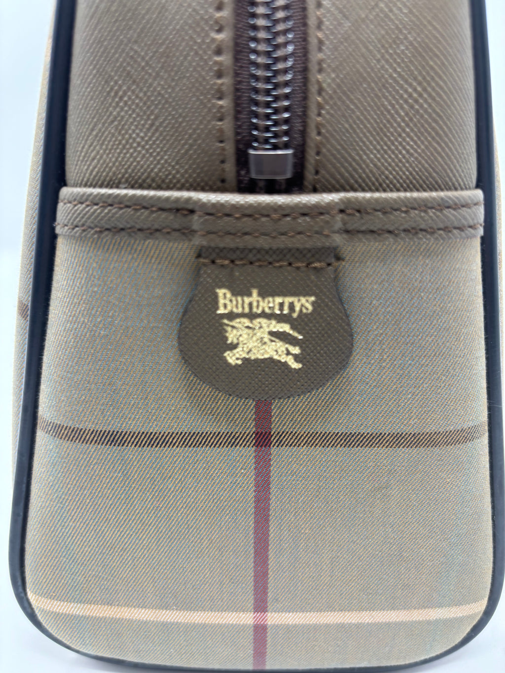 Burberrys Boston Bag