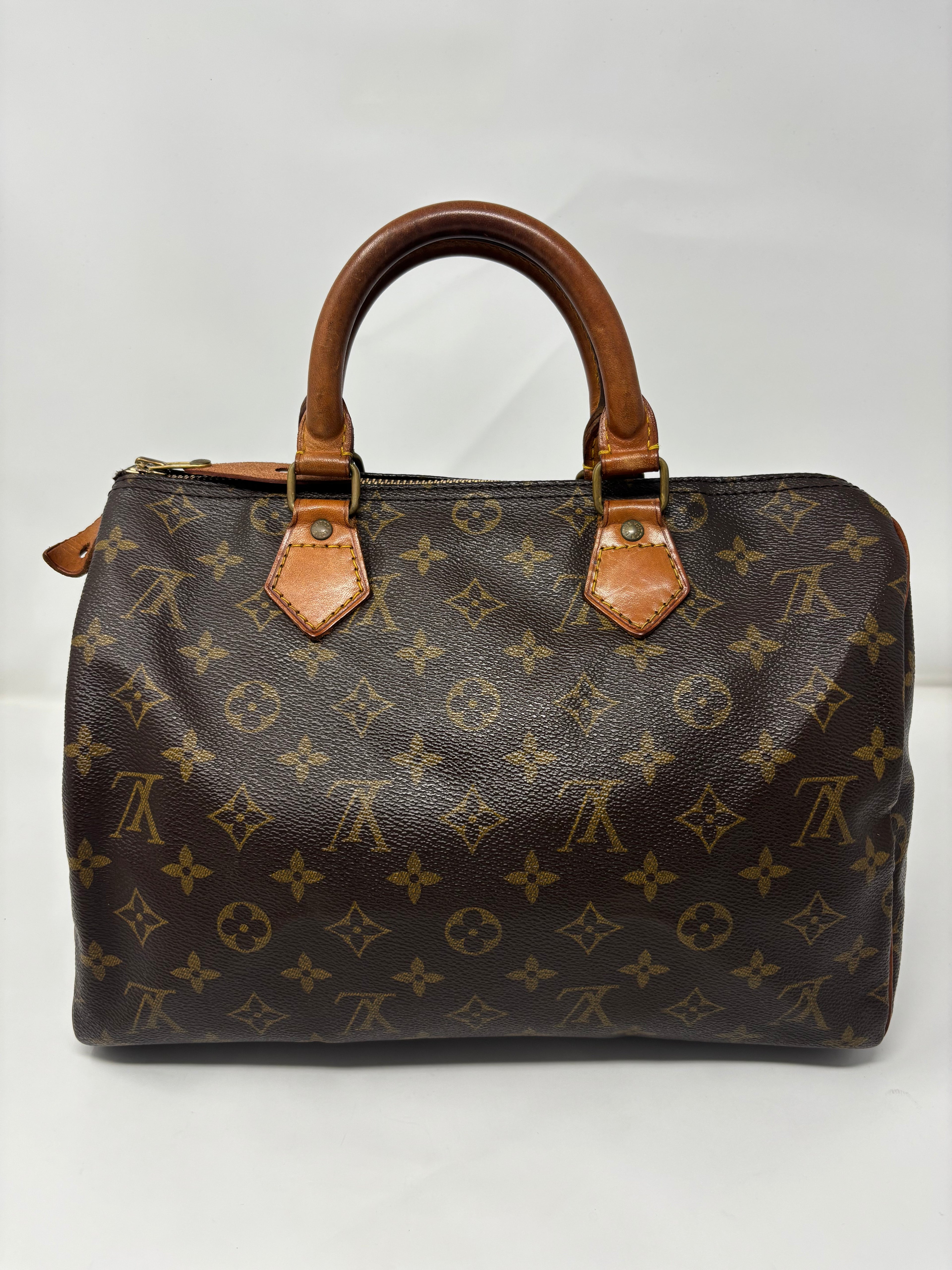Louis Vuitton Speedy 30