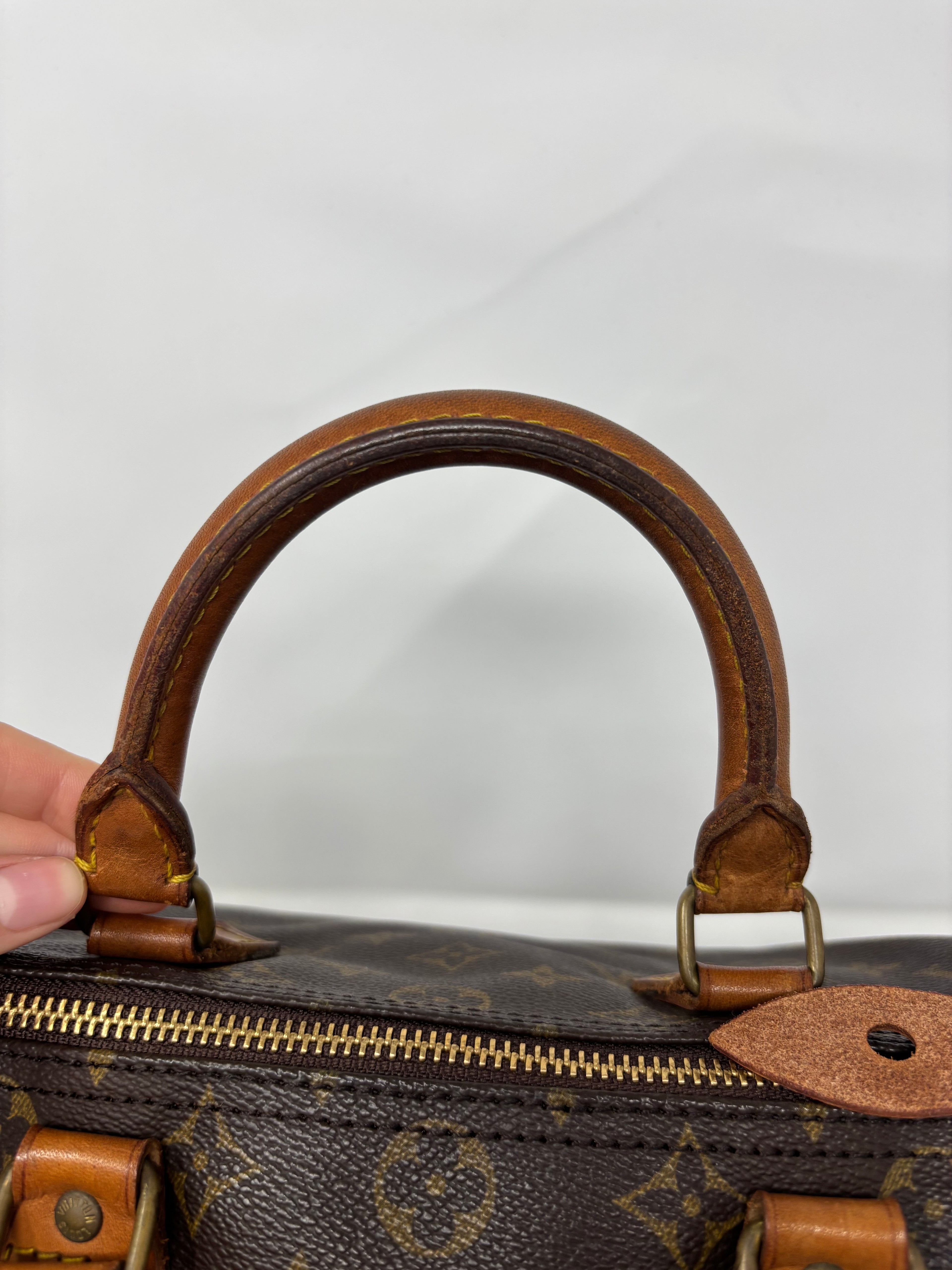 Louis Vuitton Speedy 30