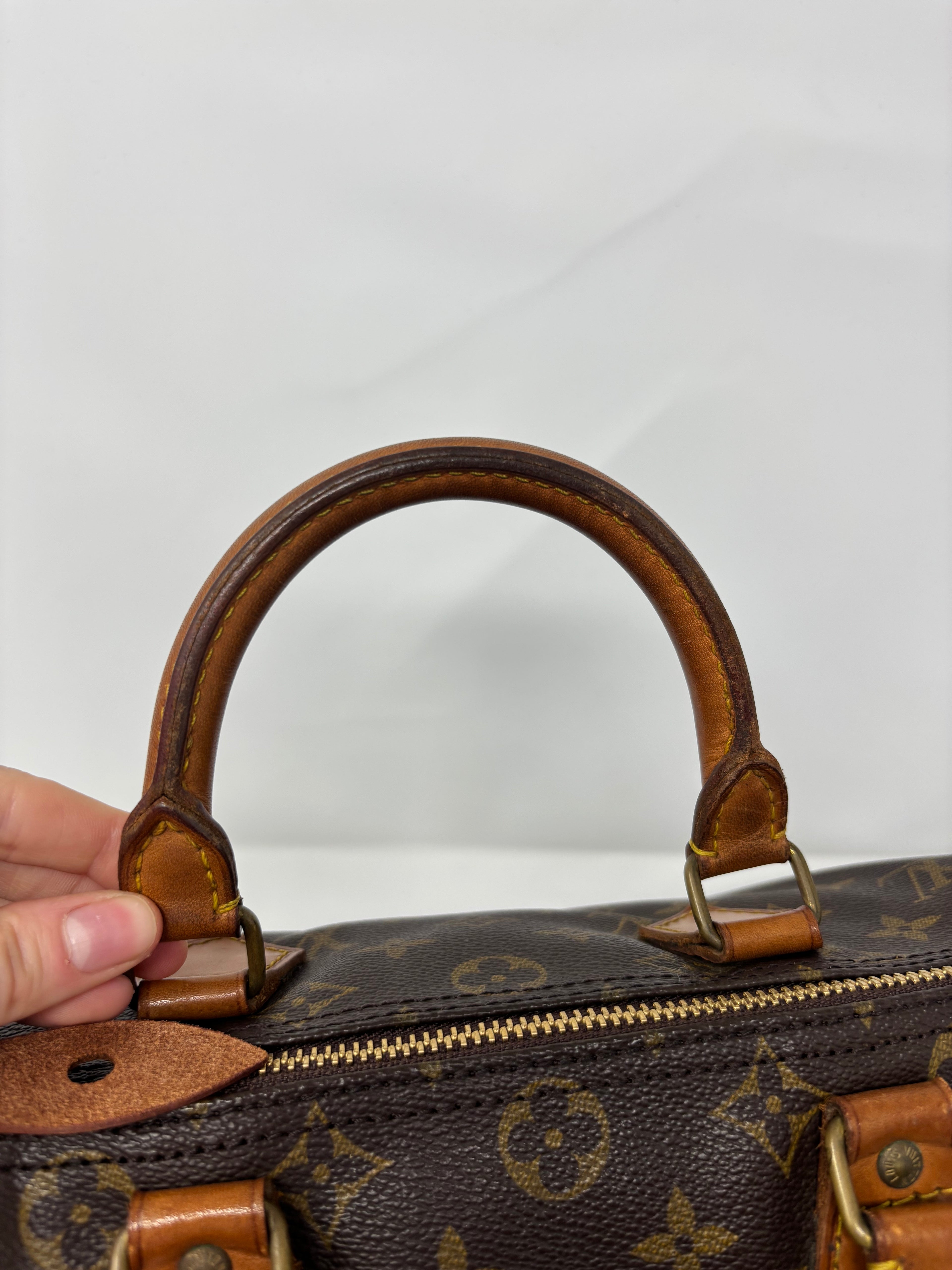 Louis Vuitton Speedy 30