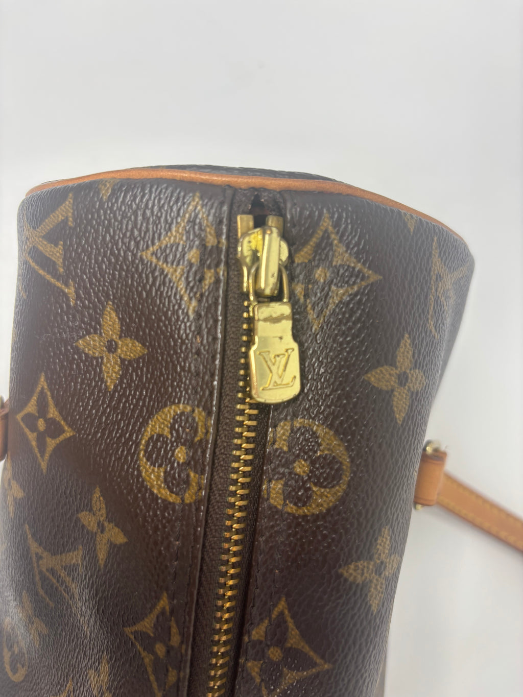 Louis Vuitton Papillon 26