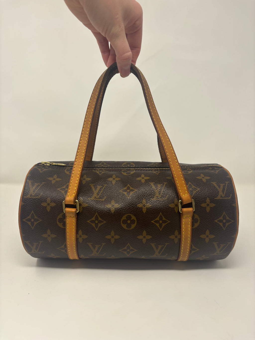 Louis Vuitton Papillon 26