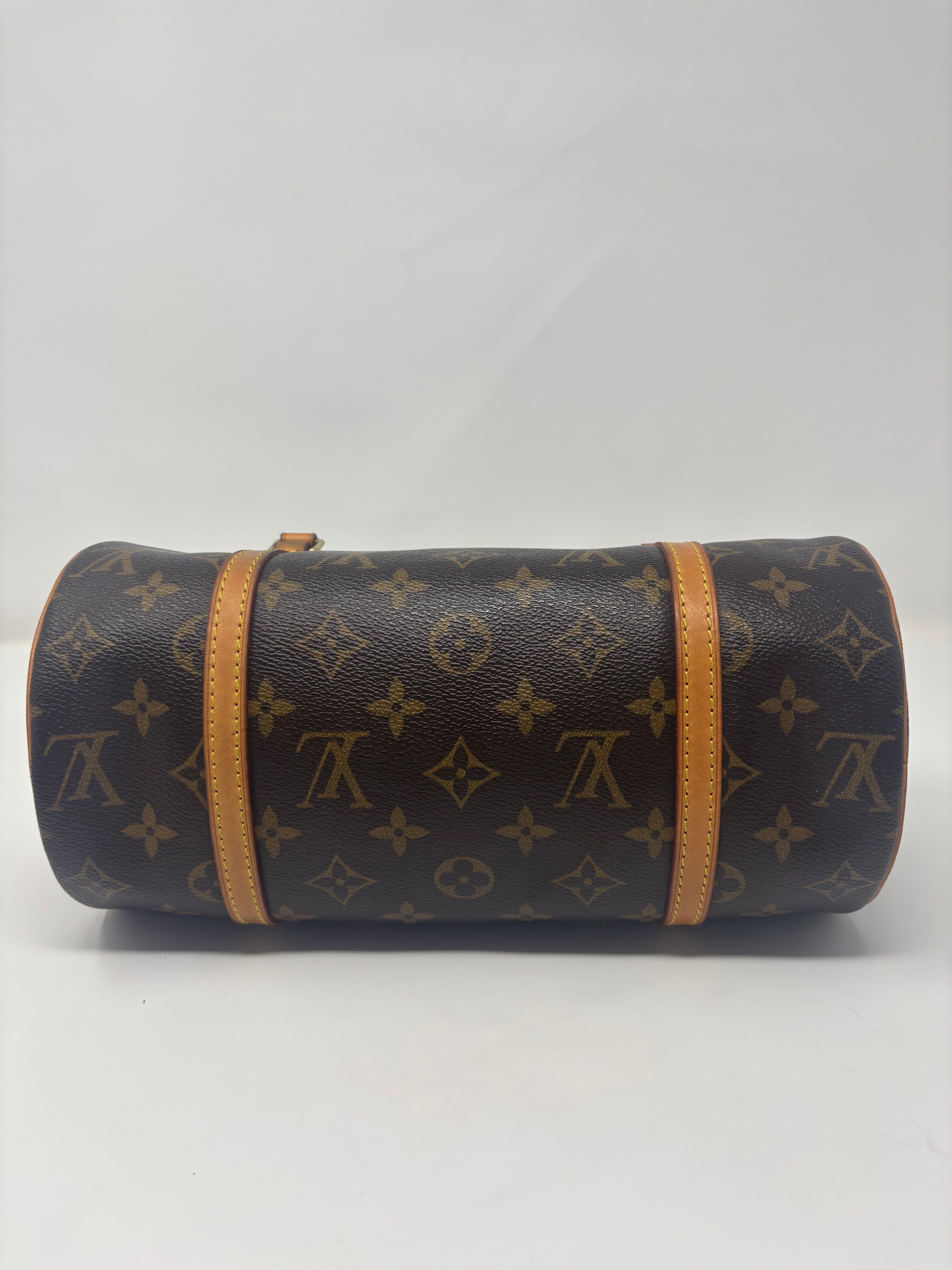 Louis Vuitton Papillon 26