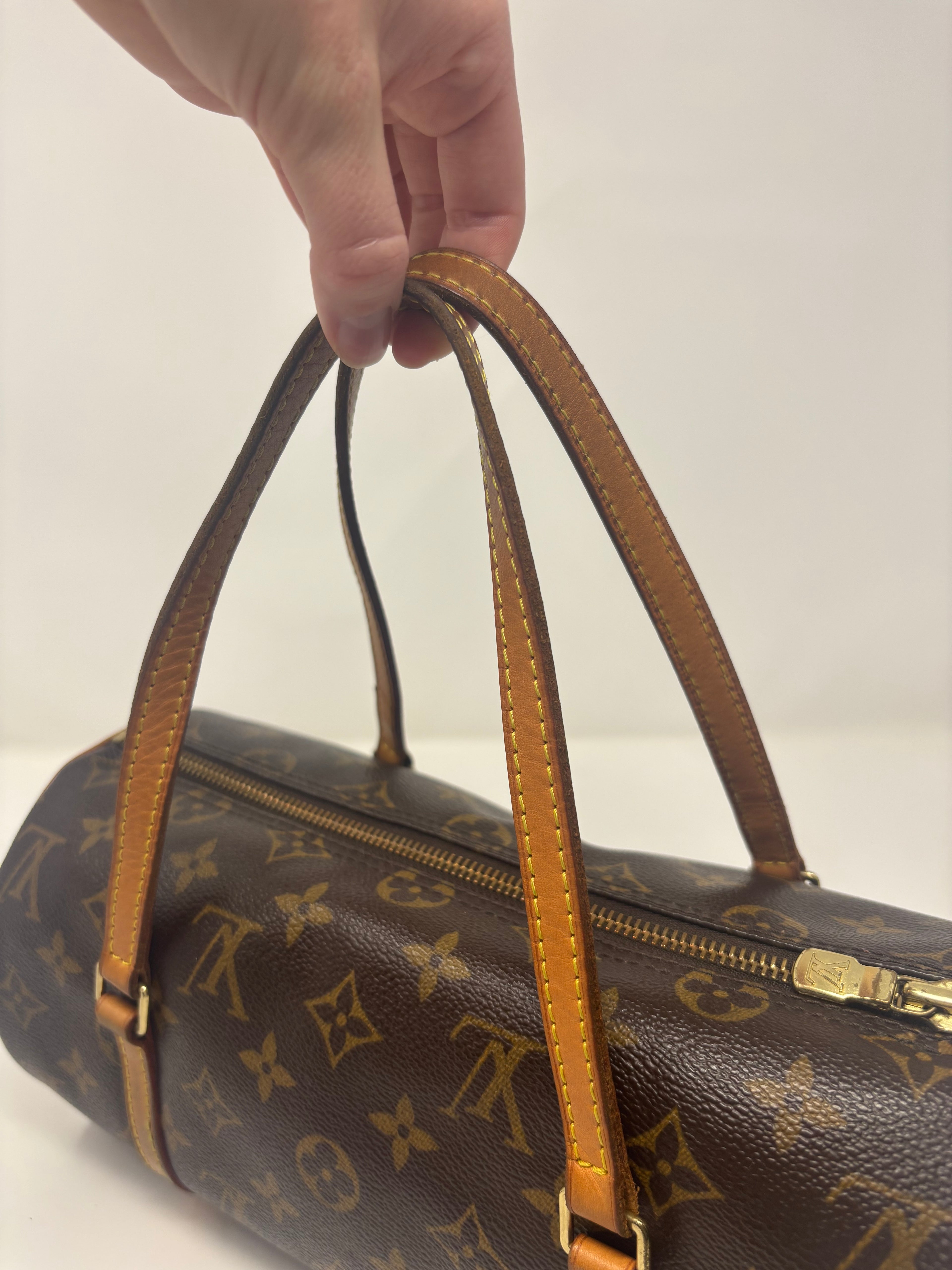 Louis Vuitton Papillon 26