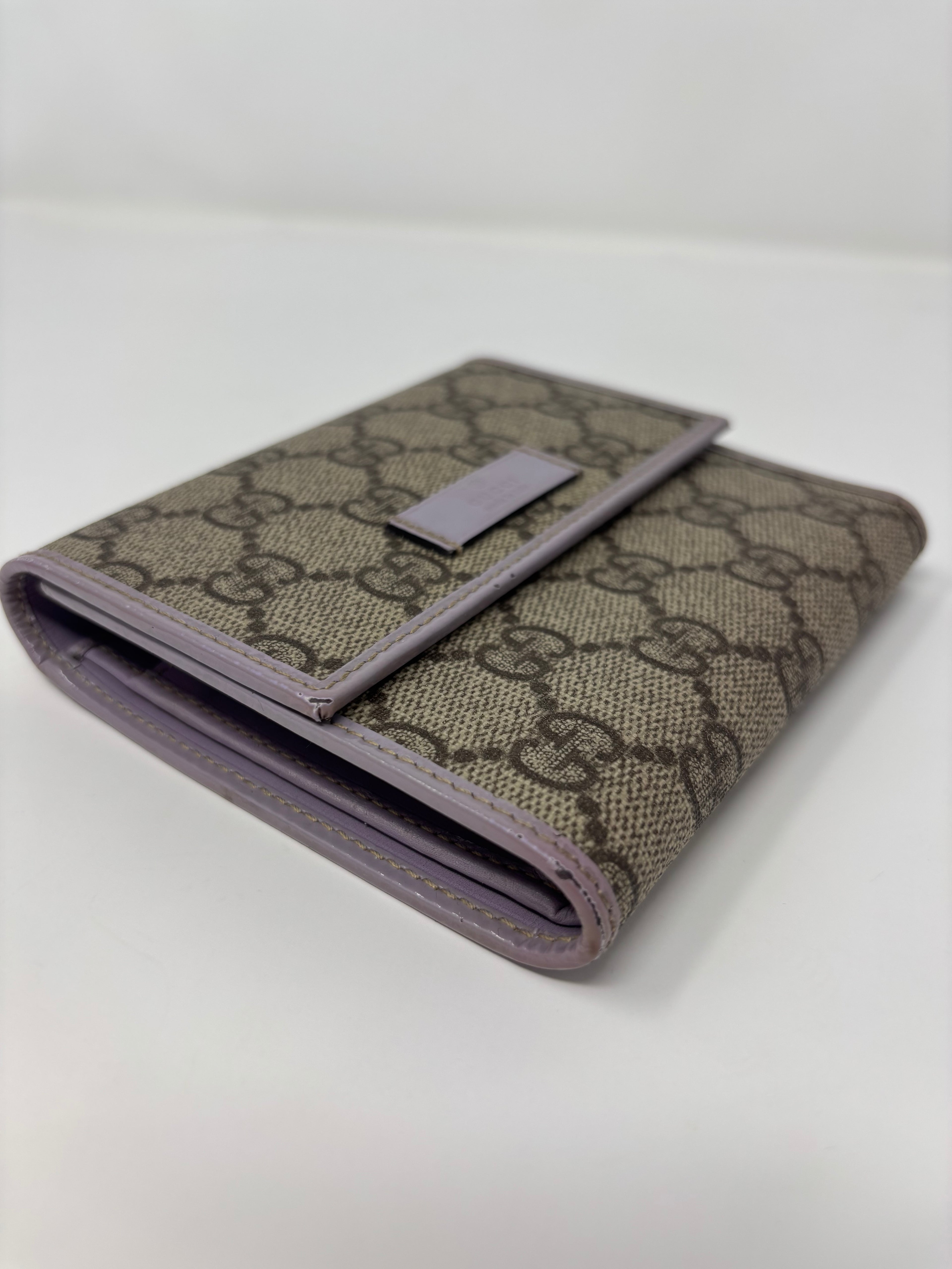 Gucci GG Supreme Trifold Wallet