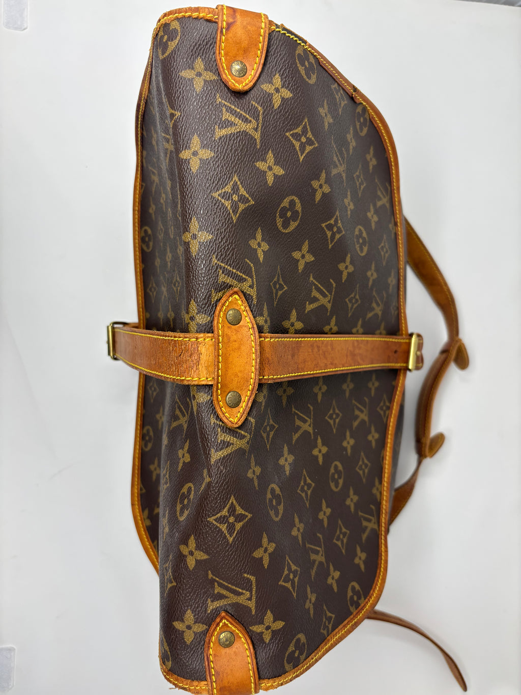 Louis Vuitton Saumur 35